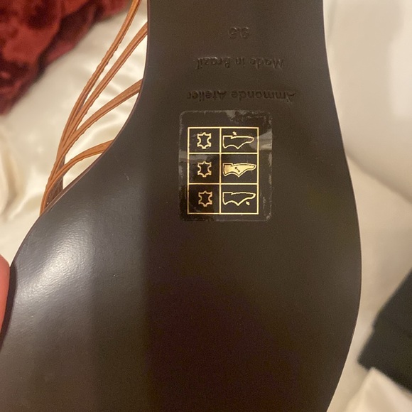 Clean new sandols - Picture 6 of 8